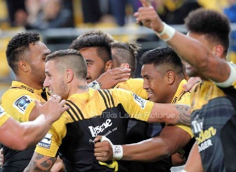 Aisle Be Back: Hurricanes v Rebels