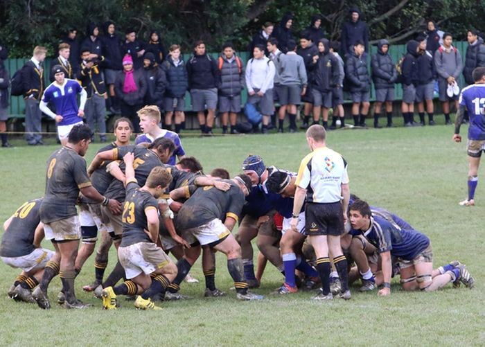 Wellington College defeat St Pat's Town